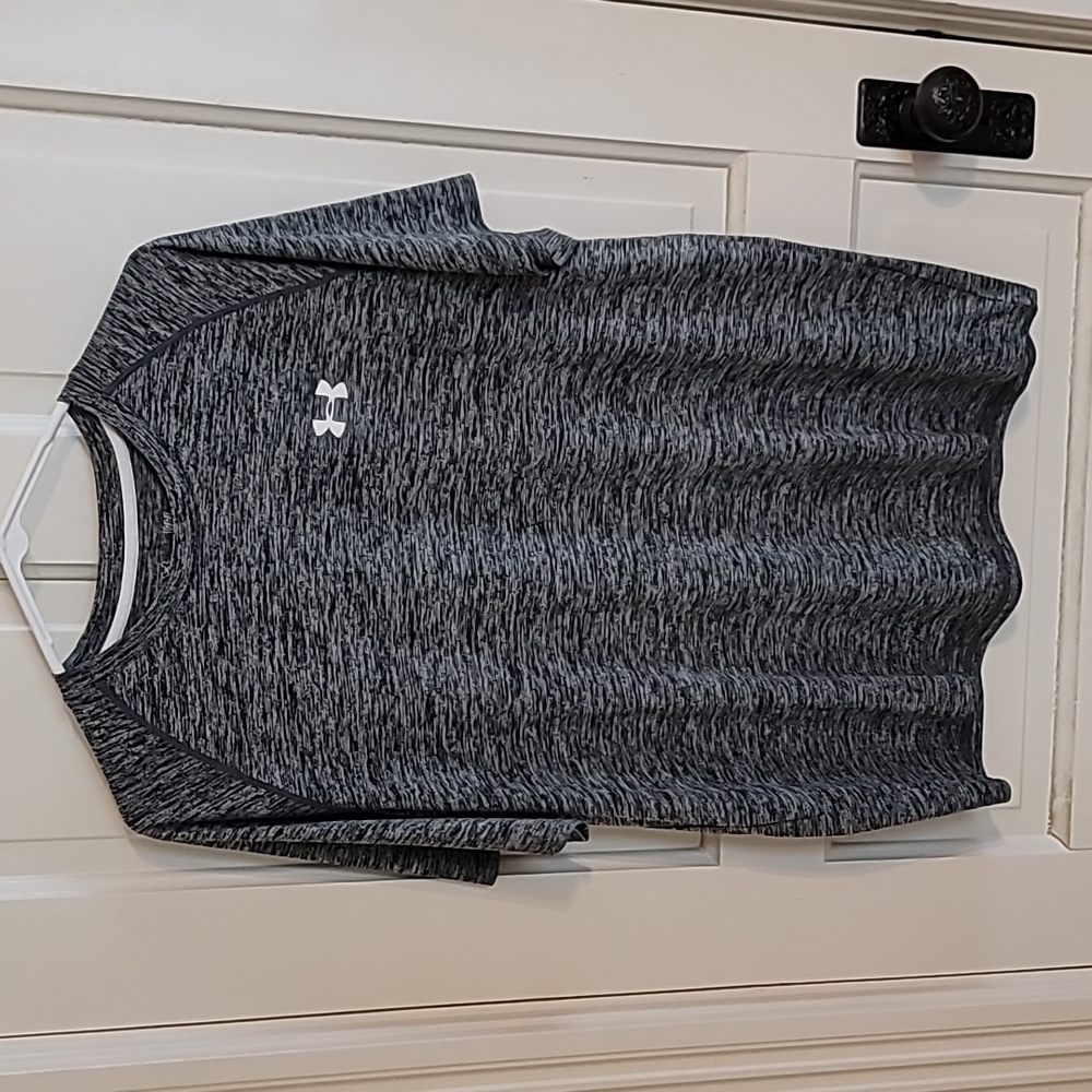Under Armour loose fit  tee
